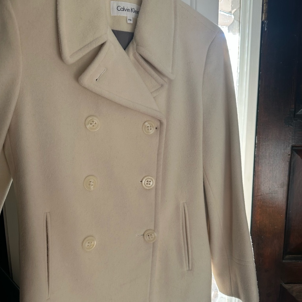 Calvin Klein Women's Ivory Peacoat - 10 Petite